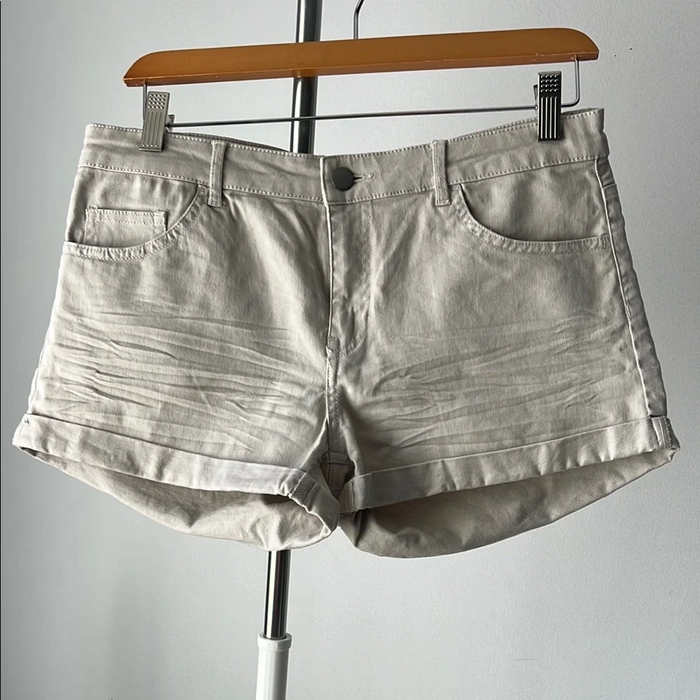 H&M Tan Jean Shorts Casual Style 8